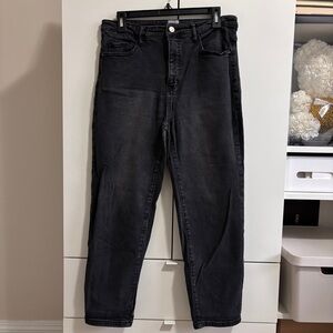Women's Black Straight Leg Jeans